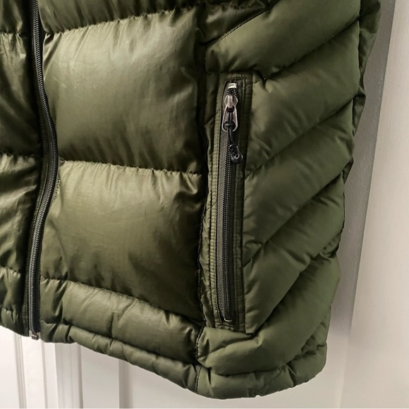 Patagonia Puffy Vest in Dark Green Men’s Large in Great Used Condition - Picture 8 of 11